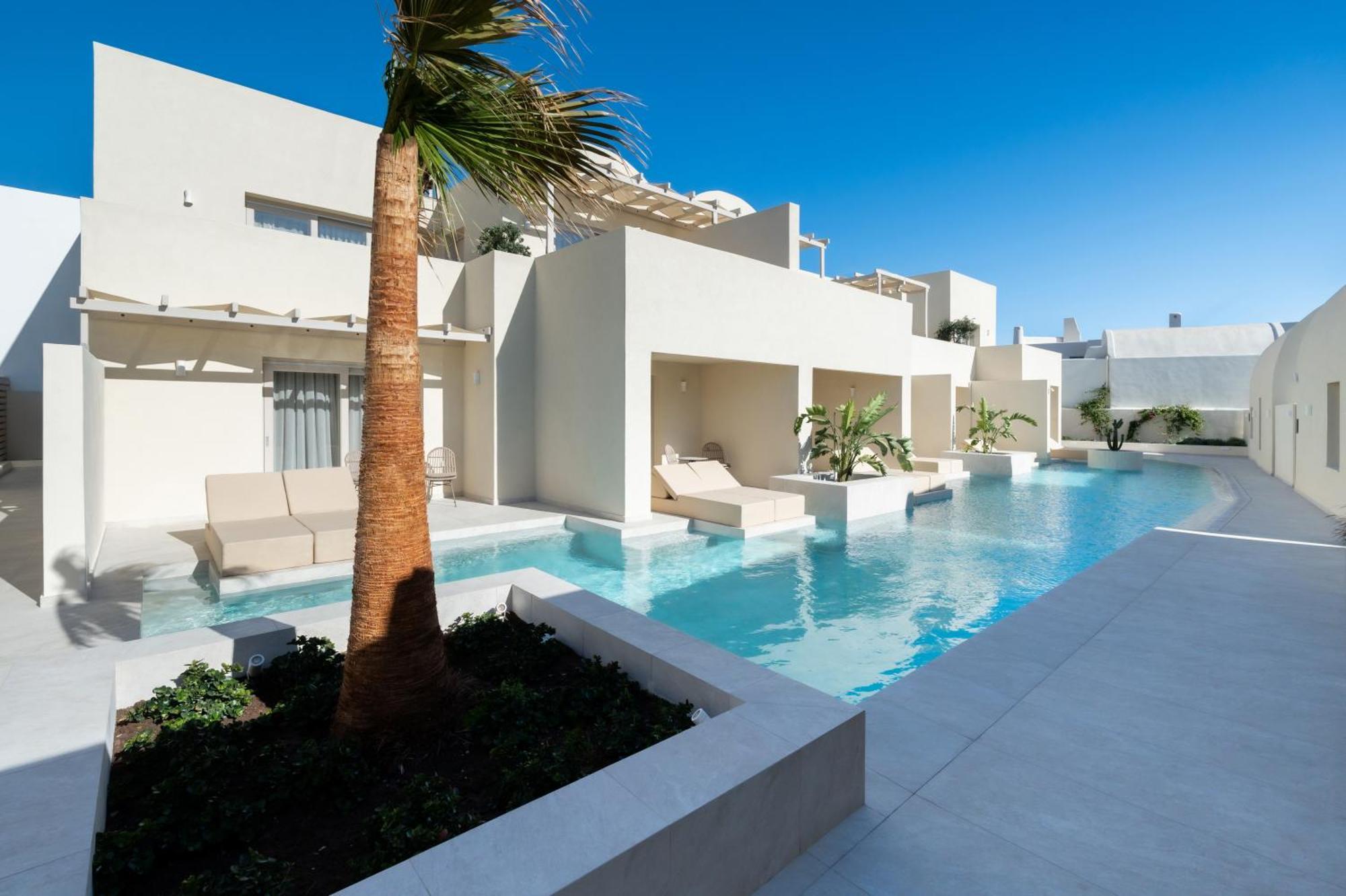 Heyday Luxury Suites เปริสซา ภายนอก รูปภาพ