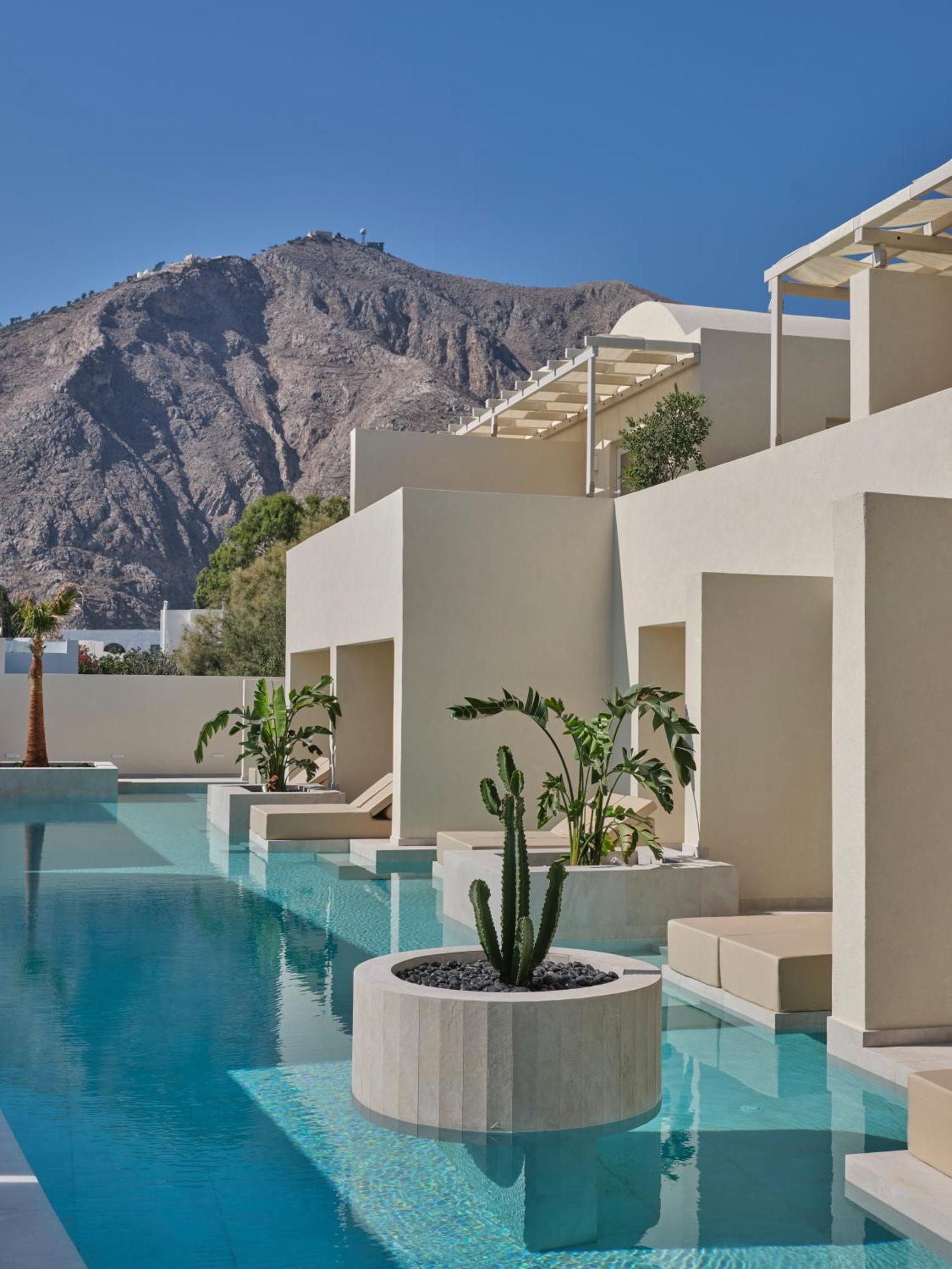 Heyday Luxury Suites เปริสซา ภายนอก รูปภาพ